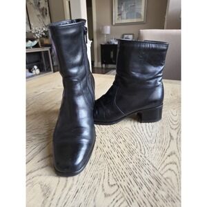 Vintage Blondo Boots Black Leather Size 8 Waterproof Ankle Zip Up Side Excellent